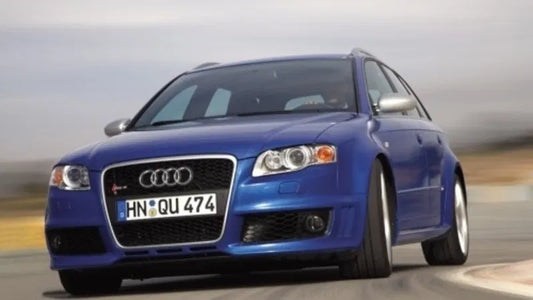 Audi RS4: Potenza Brutale in un’Elegante Berlina